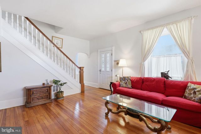 608 WASHINGTON LN, Jenkintown, PA 19046