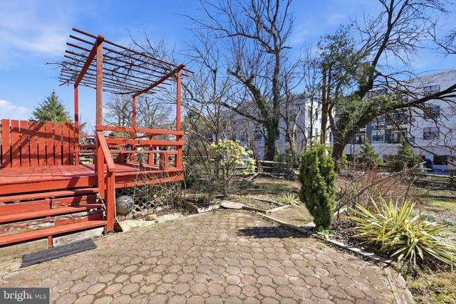 608 WASHINGTON LN, Jenkintown, PA 19046