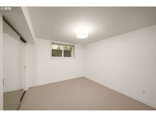 3505 Sw DOSCH Rd, Portland, OR 97239