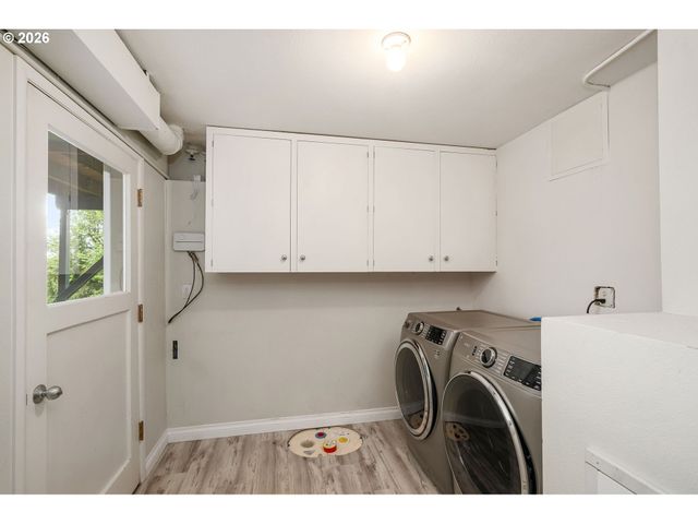 3505 Sw DOSCH Rd, Portland, OR 97239