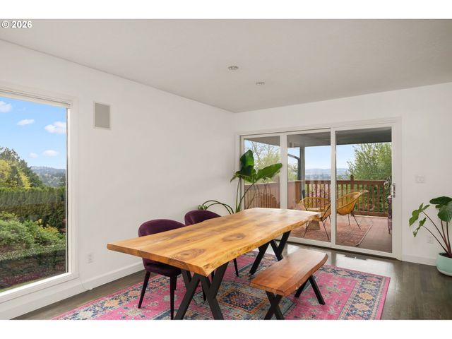 3505 Sw DOSCH Rd, Portland, OR 97239