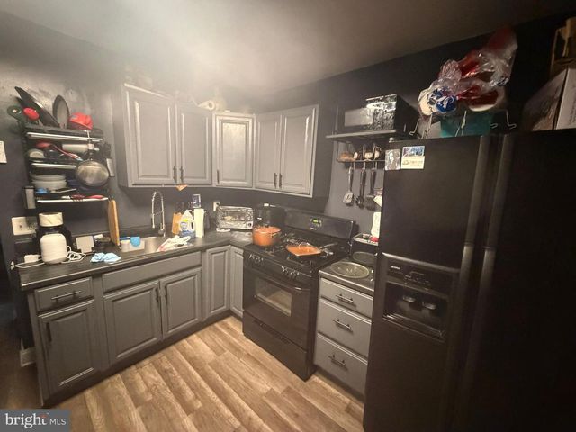 9 E BASIN ST, Norristown, PA 19401