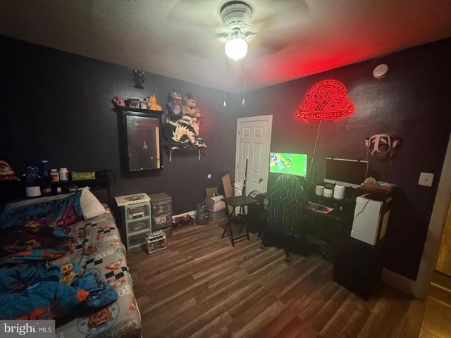 9 E BASIN ST, Norristown, PA 19401