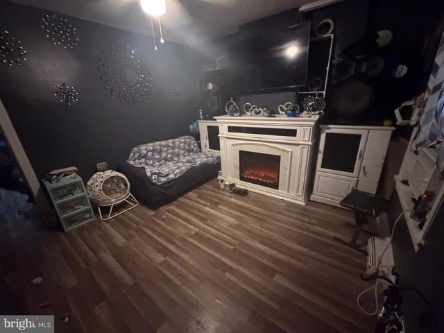 9 E BASIN ST, Norristown, PA 19401