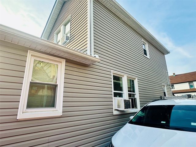 21867 110th Avenue, Queens Village, NY 11429