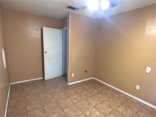 726 Holliday Lane, Duncanville, TX 75116