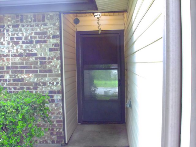 726 Holliday Lane, Duncanville, TX 75116