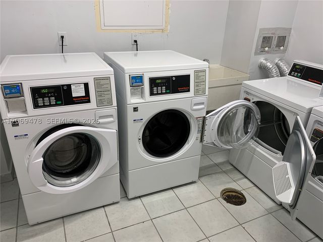 6039 Collins Ave 310, Miami Beach, FL 33140