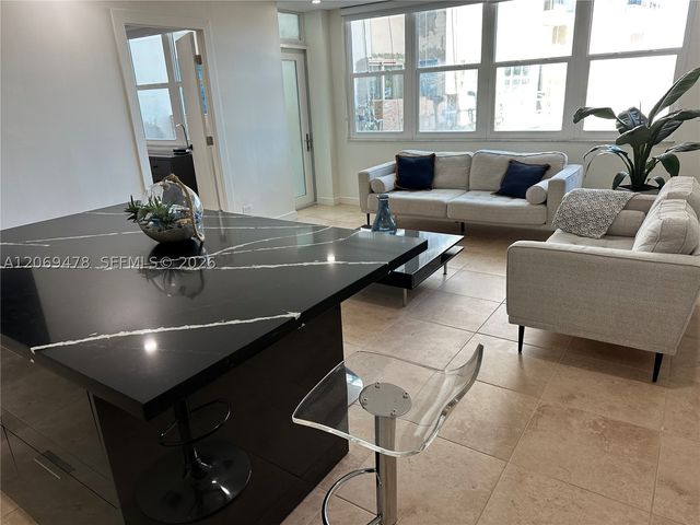 6039 Collins Ave 310, Miami Beach, FL 33140