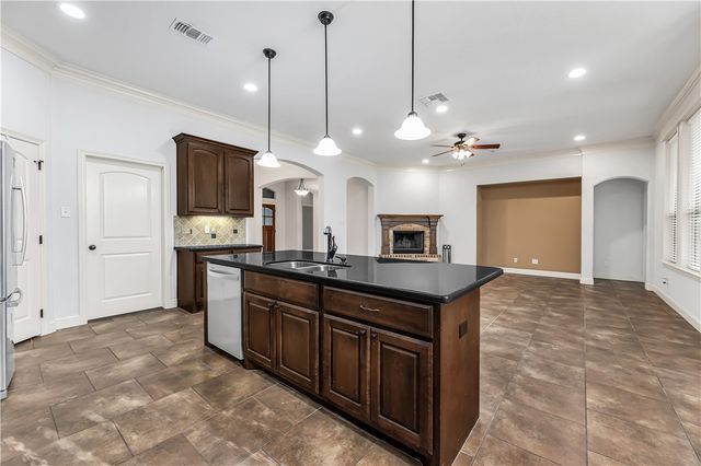 2906 Ascot Court, Bryan, TX 77808