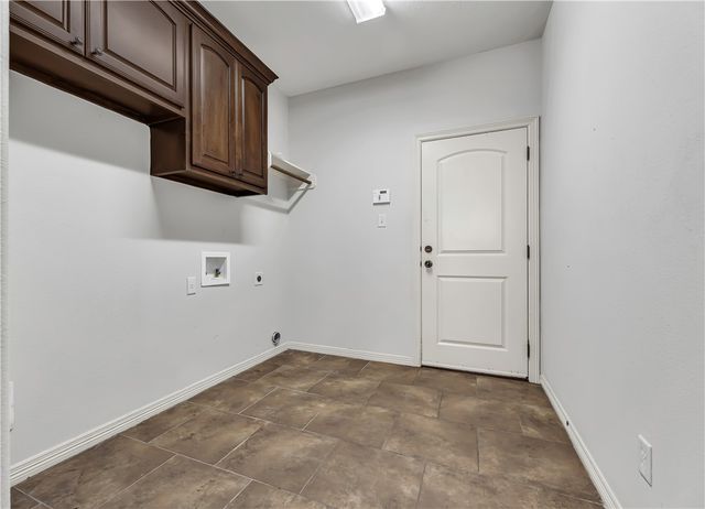 2906 Ascot Court, Bryan, TX 77808