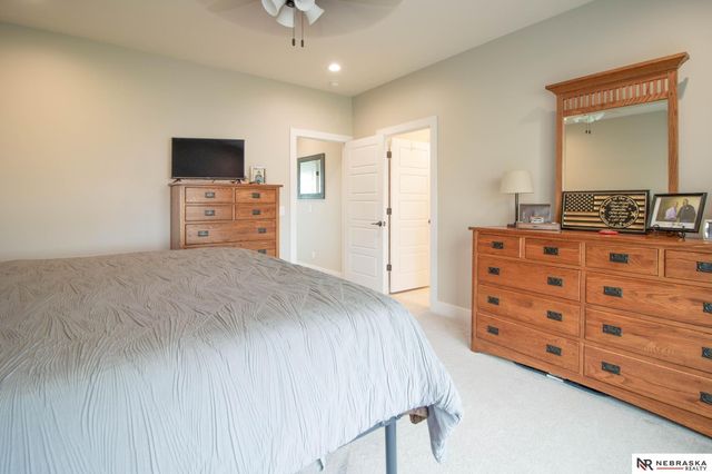 7800 Augustine Avenue, Lincoln, NE 68516