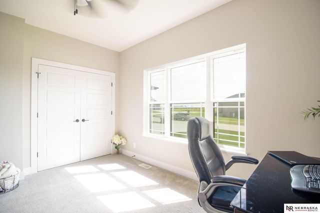 7800 Augustine Avenue, Lincoln, NE 68516