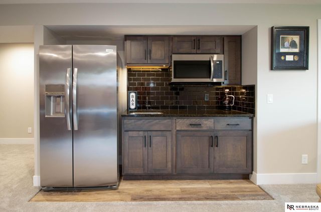 7800 Augustine Avenue, Lincoln, NE 68516