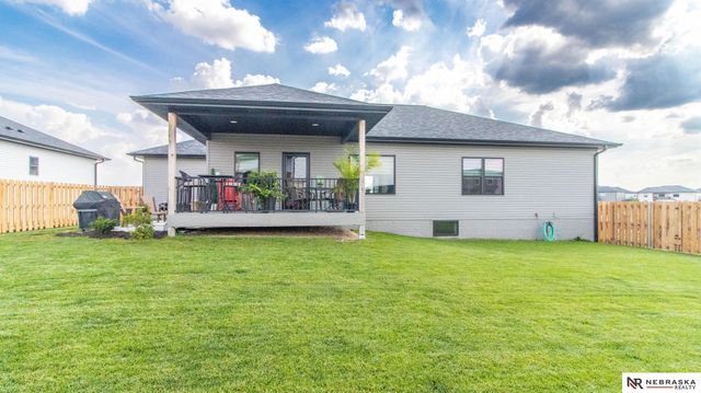 7800 Augustine Avenue, Lincoln, NE 68516