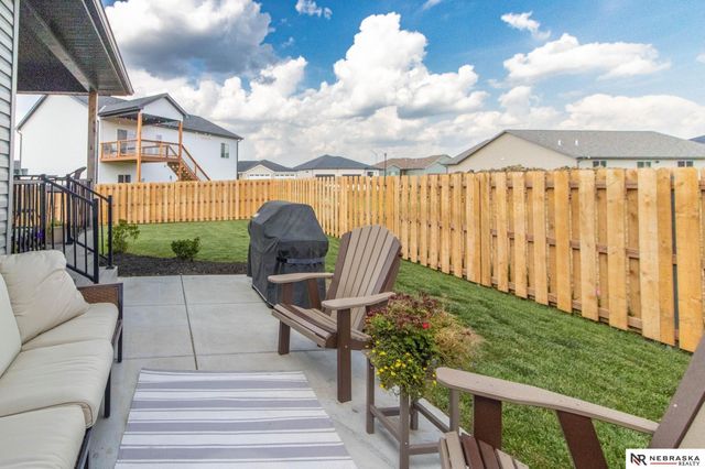 7800 Augustine Avenue, Lincoln, NE 68516