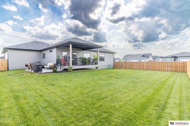 7800 Augustine Avenue, Lincoln, NE 68516