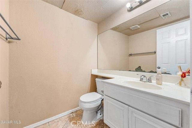 43903 11th, Lancaster, CA 93535