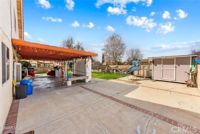 43903 11th, Lancaster, CA 93535