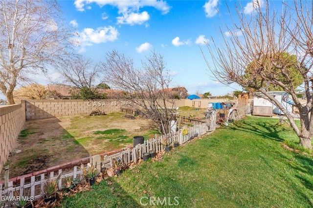 43903 11th, Lancaster, CA 93535