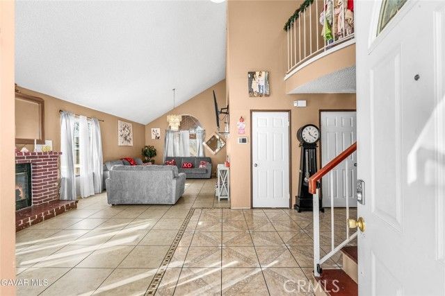 43903 11th, Lancaster, CA 93535