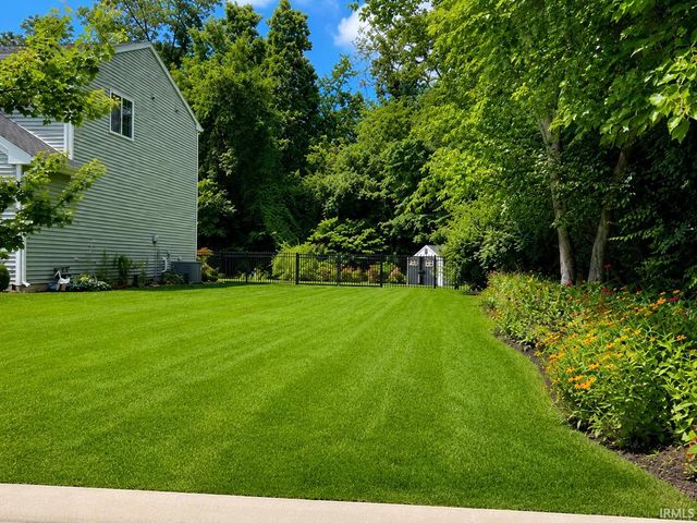 53507 Limerick Drive, South Bend, IN 46628