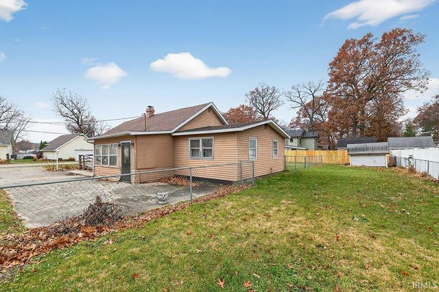 22747 Lake Shore Drive, Elkhart, IN 46514