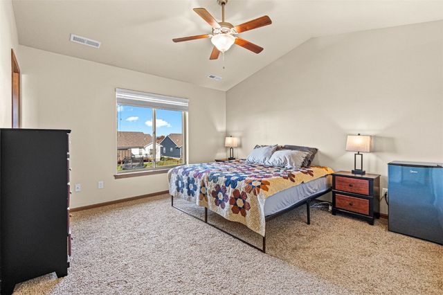 1370 Whipple Court, North Liberty, IA 52317