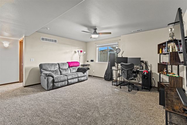 1370 Whipple Court, North Liberty, IA 52317