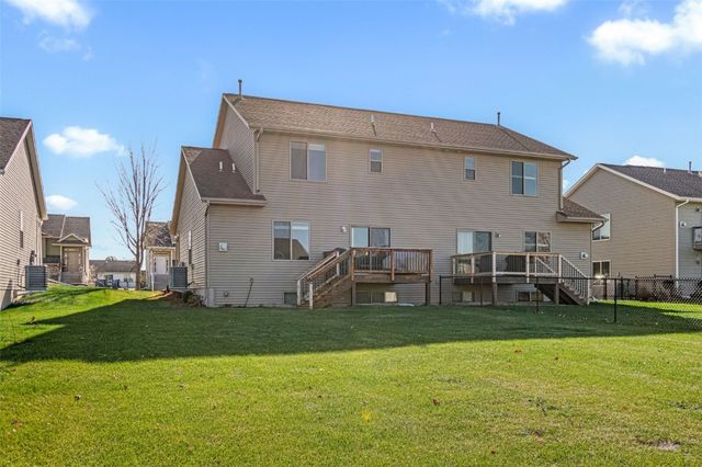 1370 Whipple Court, North Liberty, IA 52317