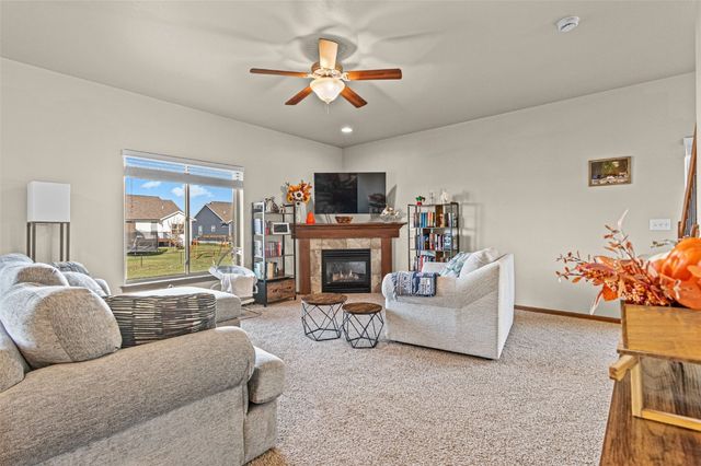 1370 Whipple Court, North Liberty, IA 52317