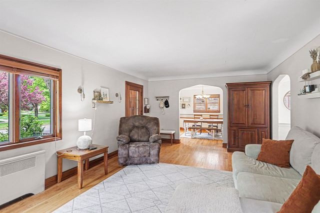 2216 Adams Boulevard, Saginaw, MI 48602