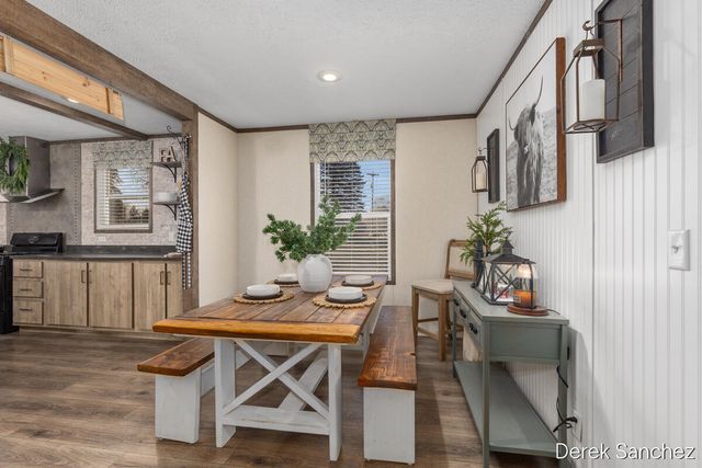 7296 W Maize Drive, Belmont, MI 49306