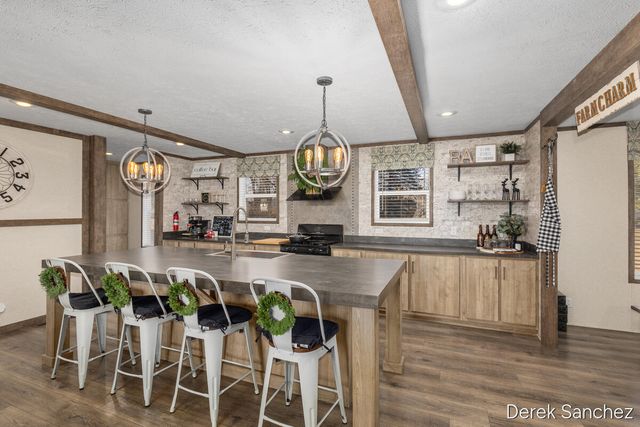 7296 W Maize Drive, Belmont, MI 49306