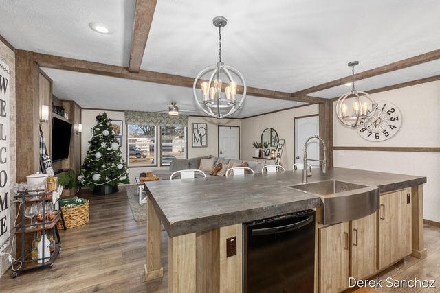 7296 W Maize Drive, Belmont, MI 49306