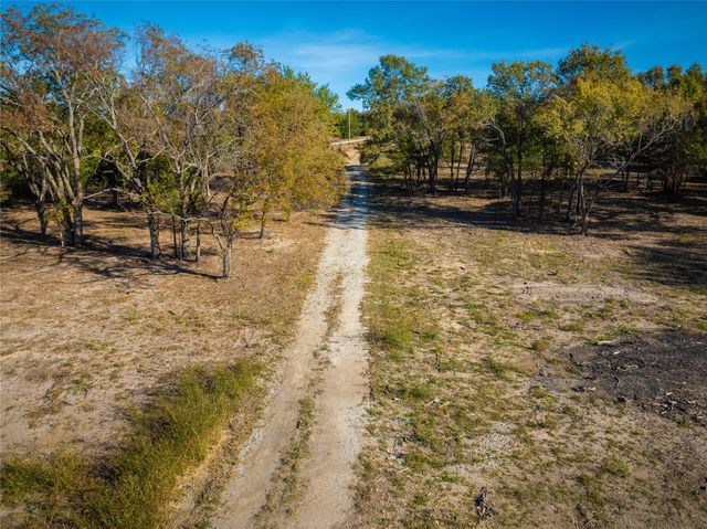 2270 County Road 2360, Decatur, TX 76234