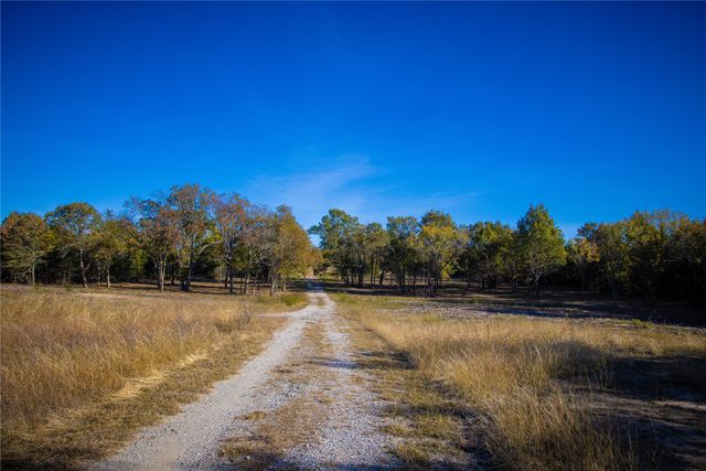 2270 County Road 2360, Decatur, TX 76234