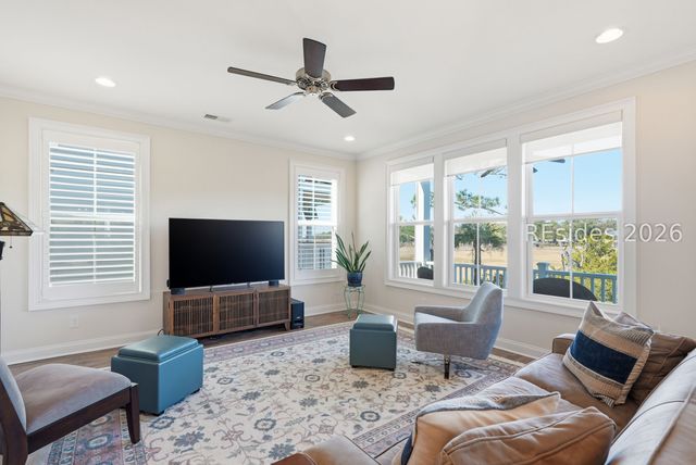 4 Carlen Cv, Hilton Head Island, SC 29926