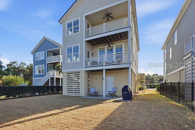 4 Carlen Cv, Hilton Head Island, SC 29926