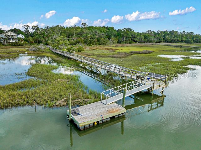 4 Carlen Cv, Hilton Head Island, SC 29926