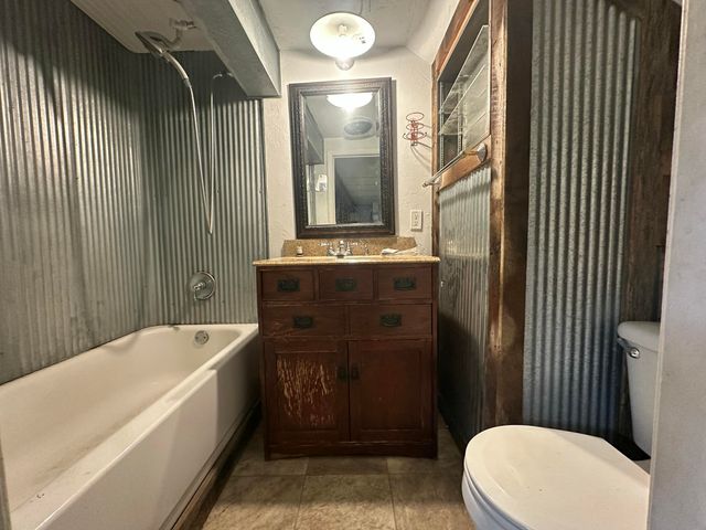 231 N Olive Street, Marshfield, MO 65706