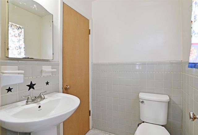 3208 Avon Drive, Denton, TX 76209