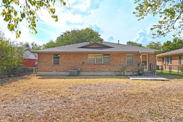 3208 Avon Drive, Denton, TX 76209