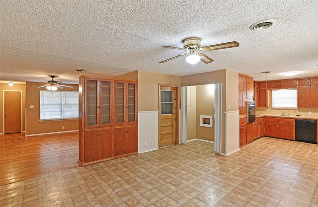 3208 Avon Drive, Denton, TX 76209