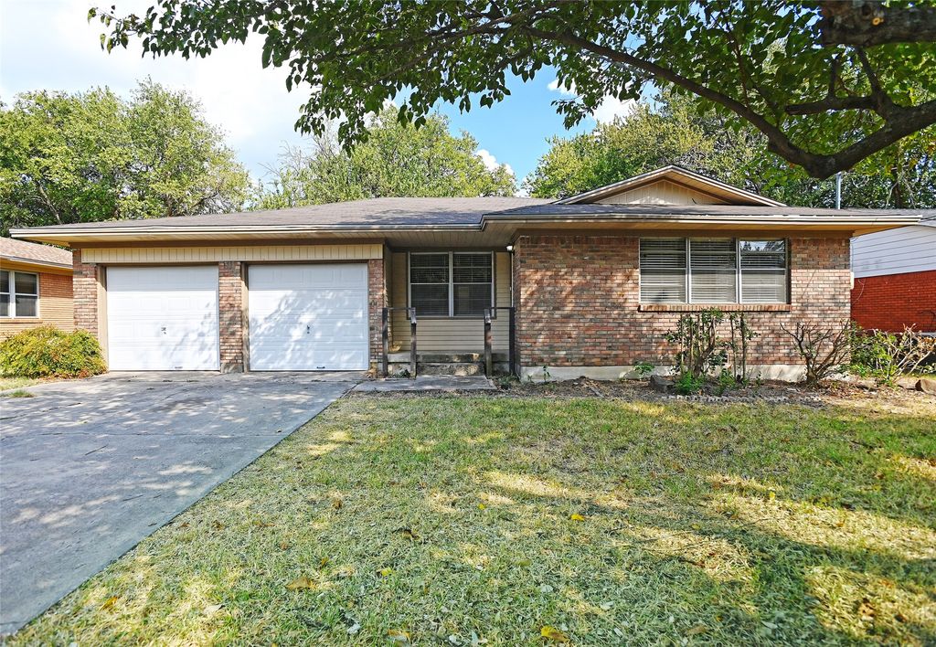 3208 Avon Drive, Denton, TX 76209