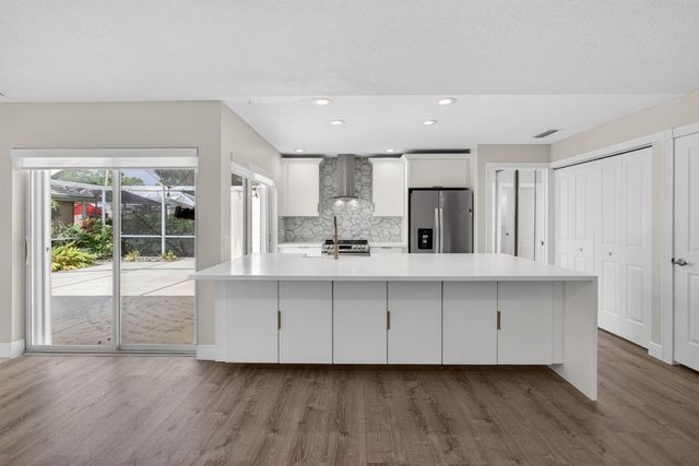 1504 Springdale Court, Palm Beach Gardens, FL 33403