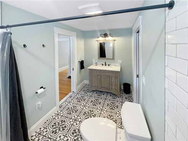 85 Hopkins Avenue, Johnston, RI 02919