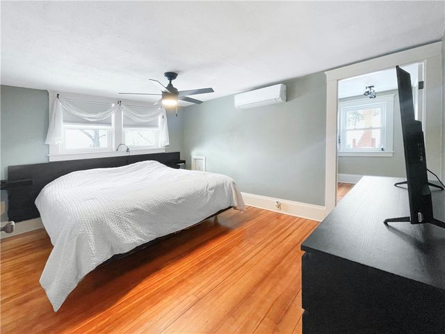 85 Hopkins Avenue, Johnston, RI 02919