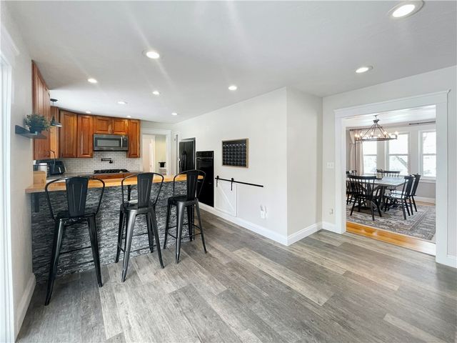 85 Hopkins Avenue, Johnston, RI 02919