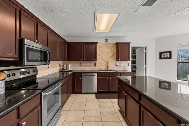 11422 Lima Dr, San Antonio, TX 78213